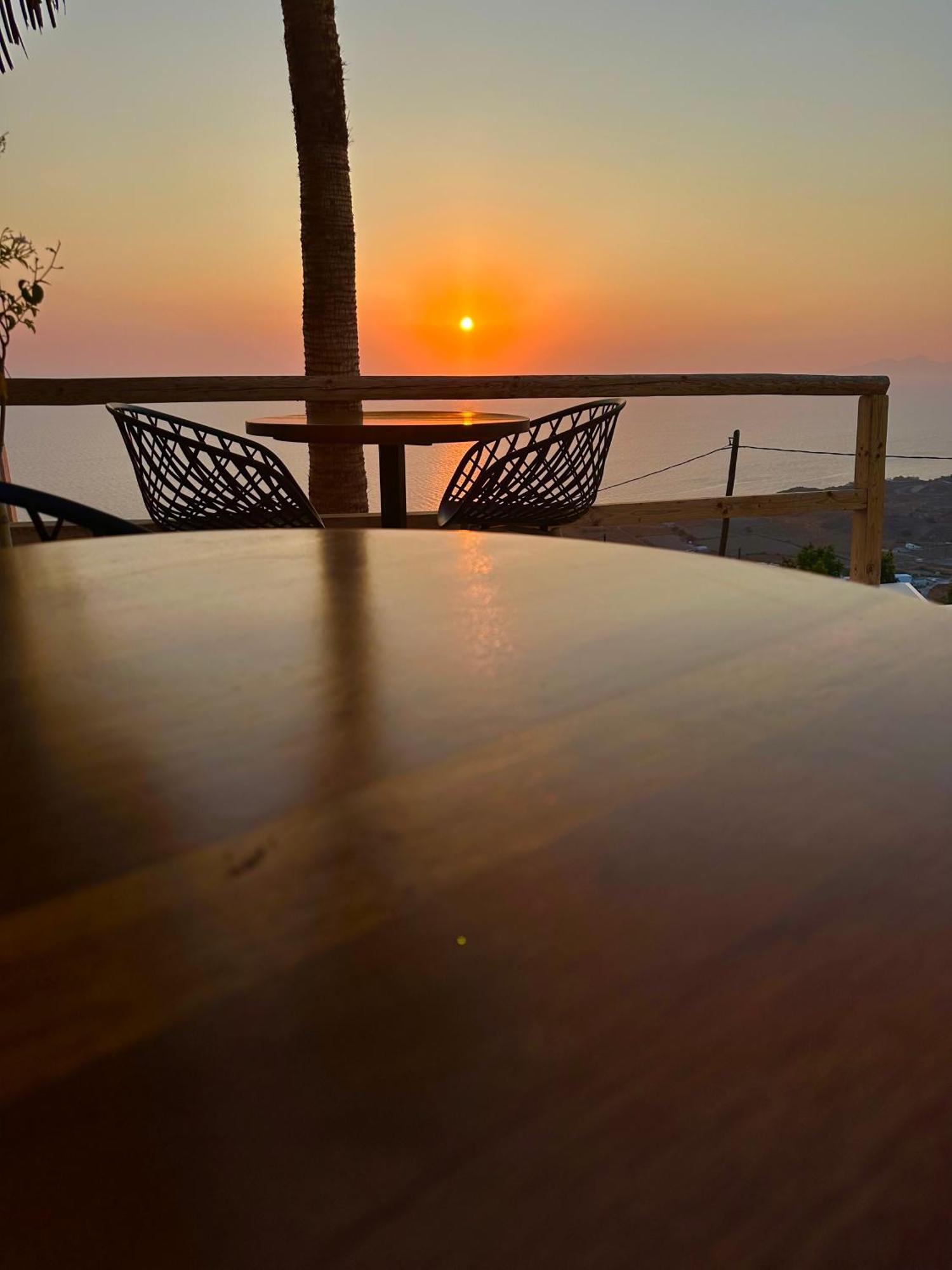 Leon Luxury Suites Imerovigli  Exteriér fotografie