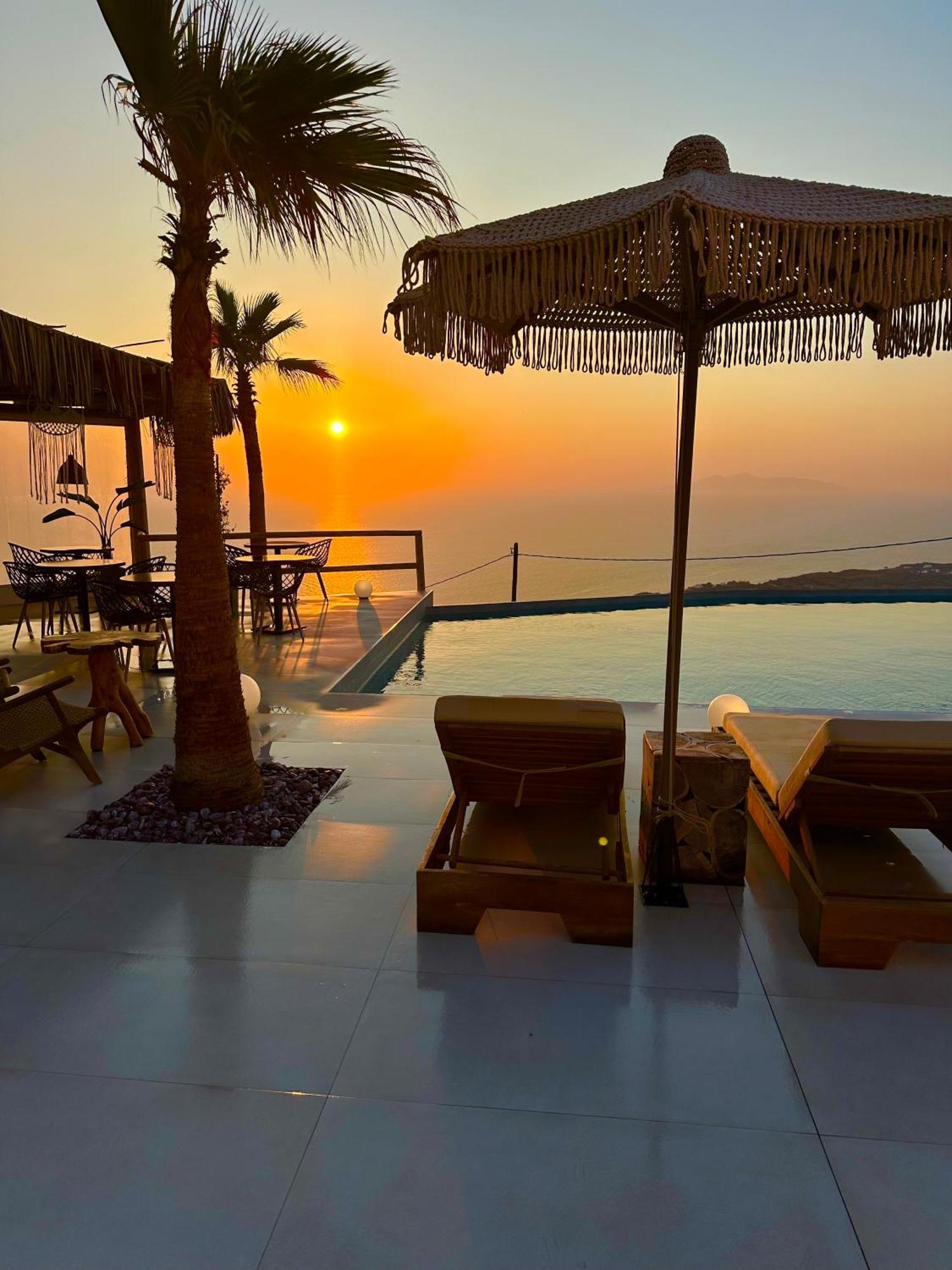 Leon Luxury Suites Imerovigli  Exteriér fotografie